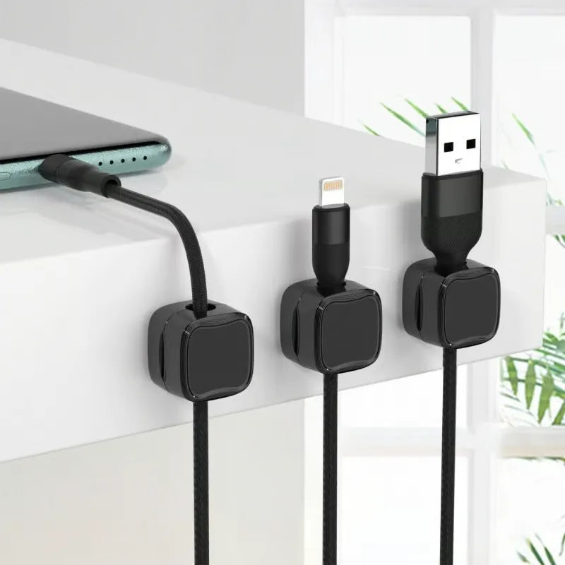 Organizador Magnético de Cables con Adhesivo Seguro (x6 unidades)